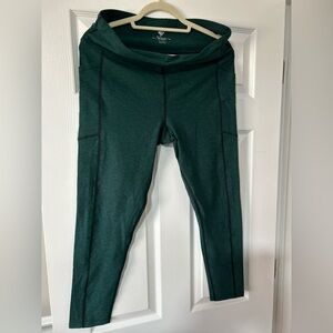 LuLaRoe XL Emerald Green heather Brave Compression Workout Leggings